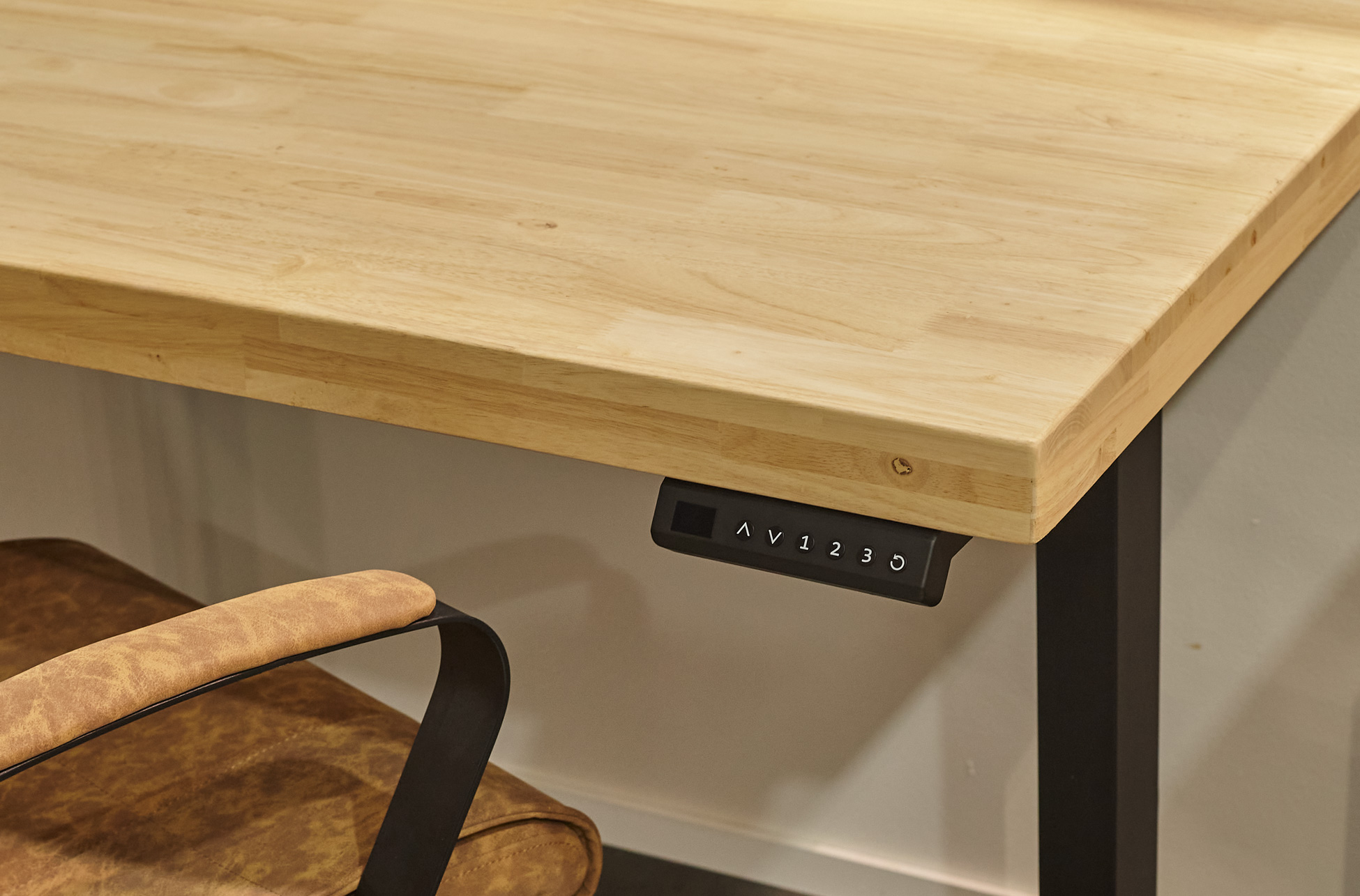 MESA ESCRITORIO / DESPACHO MOTORIZADA ELEVABLE STAND 140 x 70 CM NORDISH / NEGRO. - Imagen 5